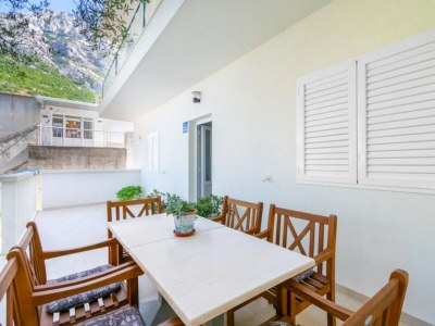 Apartment Three Bedroom Apartment with Terrace - Outdoor photo 2