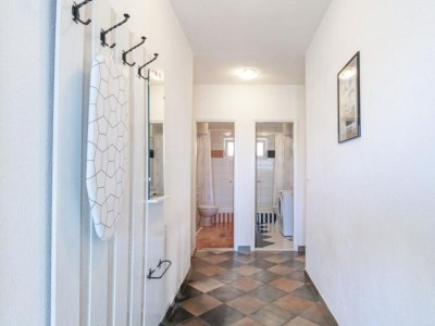 Apartment Three Bedroom Apartment with Terrace - Features photo 10