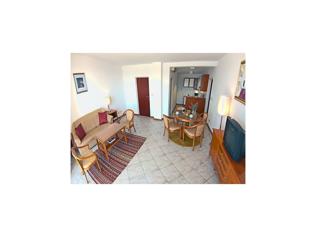 Apartment Apartments Sipa - Comfort Two Bedroom Apartment with Balcony and Sea View (Apartman B) - Features photo 4