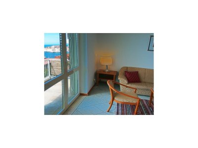 Apartment Apartments Sipa - Comfort Two Bedroom Apartment with Balcony and Sea View (Apartman B) - Features photo 5