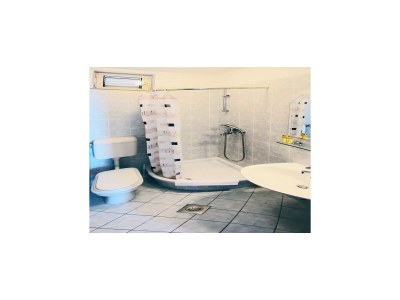 Apartment Apartments Sipa - Comfort Two Bedroom Apartment with Balcony and Sea View (Apartman B) - Features photo 11