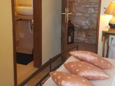 Apartment Deluxe one bedroom apartment - Features photo 26