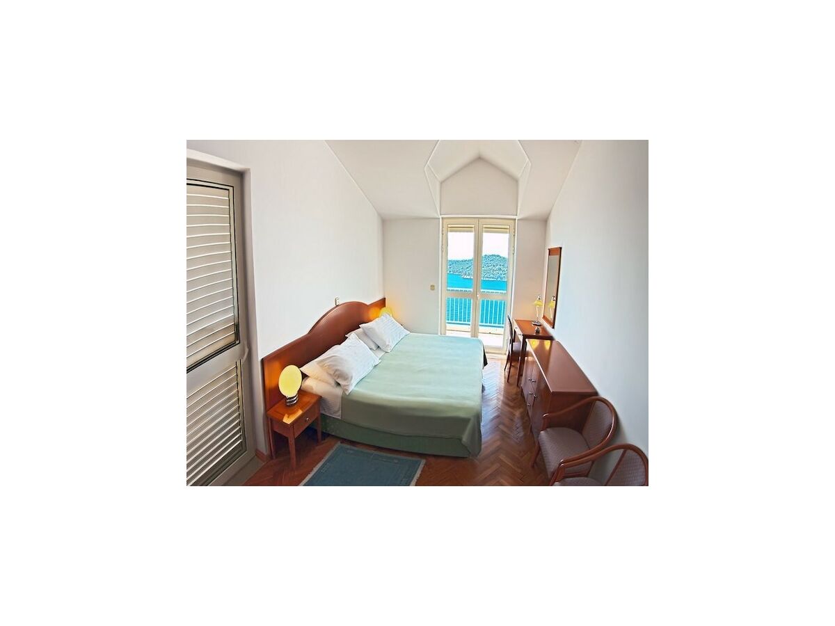 Apartment Apartments Sipa - Premium Two Bedroom Apartment with Balcony and Sea View (Apartman A) - Features photo 4