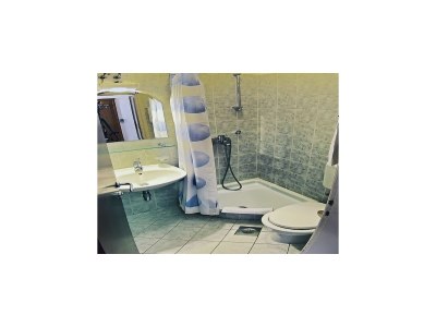 Apartment Apartments Sipa - Premium Two Bedroom Apartment with Balcony and Sea View (Apartman A) - Features photo 9