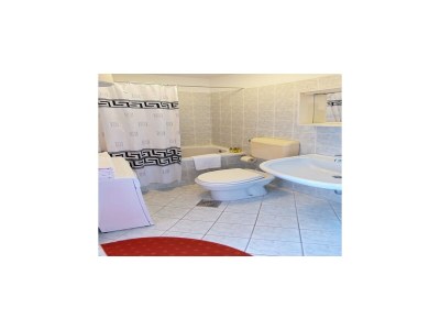 Apartment Apartments Sipa - Garden One Bedroom Apartment with Balcony and Partial Sea View (Apartman C) - Features photo 10