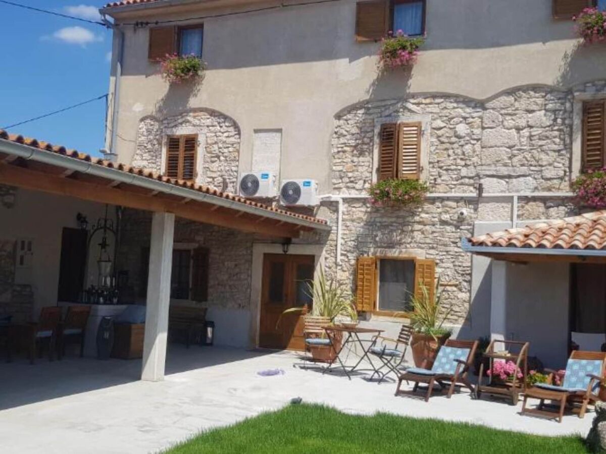 Apartment Two bedroom apartment - Outdoor photo 2