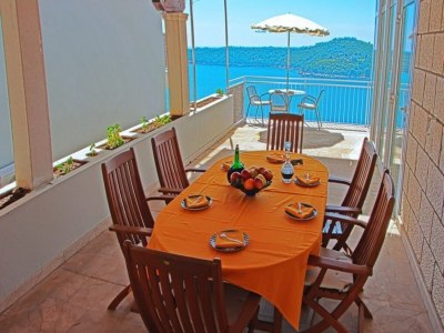 Apartment Apartments Sipa - Superior Two Bedroom Apartment with Balcony and Sea View (Apartman F) - Features photo 15