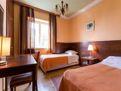 Apartment Apartments Sipa - Superior Two Bedroom Apartment with Balcony and Sea View (Apartman F) - Features photo 19