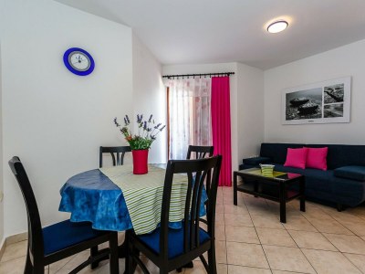Apartment Comfortable and Sunny Krk Apartment - One Bedroom Apartment with Terrace - Features photo 4