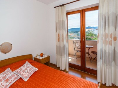 Apartment Comfortable and Sunny Krk Apartment - One Bedroom Apartment with Terrace - Features photo 11