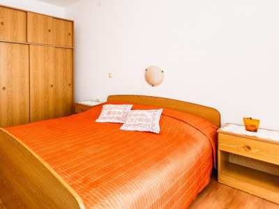 Apartment Comfortable and Sunny Krk Apartment - One Bedroom Apartment with Terrace - Features photo 12