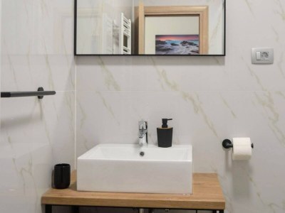 Apartment Fancy Apartments Dream - Modern One Bedroom Apartment with Balcony and Sea View ( 3 ) - Features photo 8