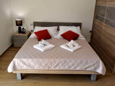 Apartment Fancy Apartments Dream - Modern One Bedroom Apartment with Balcony and Sea View ( 3 ) - Features photo 17