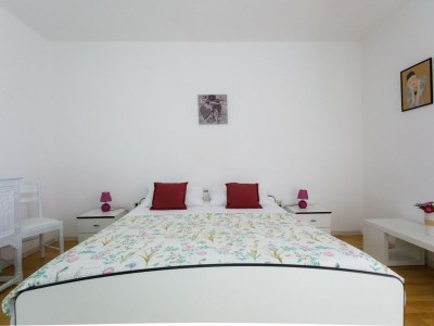 Apartment Charming and Tranquil Krk Center Apartment - One Bedroom Apartment with Balcony - Features photo 14