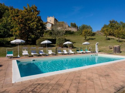 Apartment Hilltop apartment with swimming pool - Outdoor photo 10