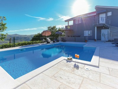Villa Apartment Villa IN - Four-Bedroom Apartment with Private Pool in Split - Villa