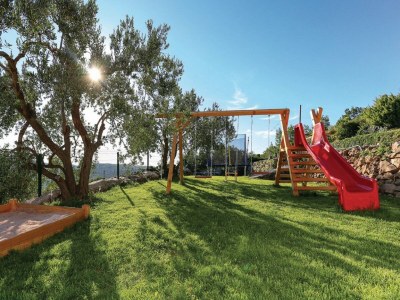 Villa Apartment Villa IN - Four-Bedroom Apartment with Private Pool - Outdoor photo 3