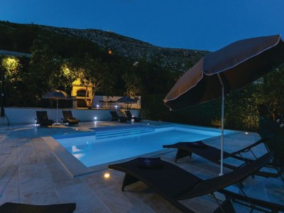 Villa Apartment Villa IN - Four-Bedroom Apartment with Private Pool - Outdoor photo 24