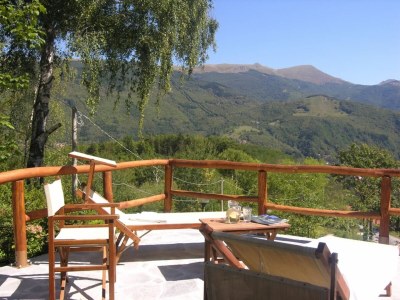 Chalet Alpine Getaway in Tuscany - Outdoor photo 15