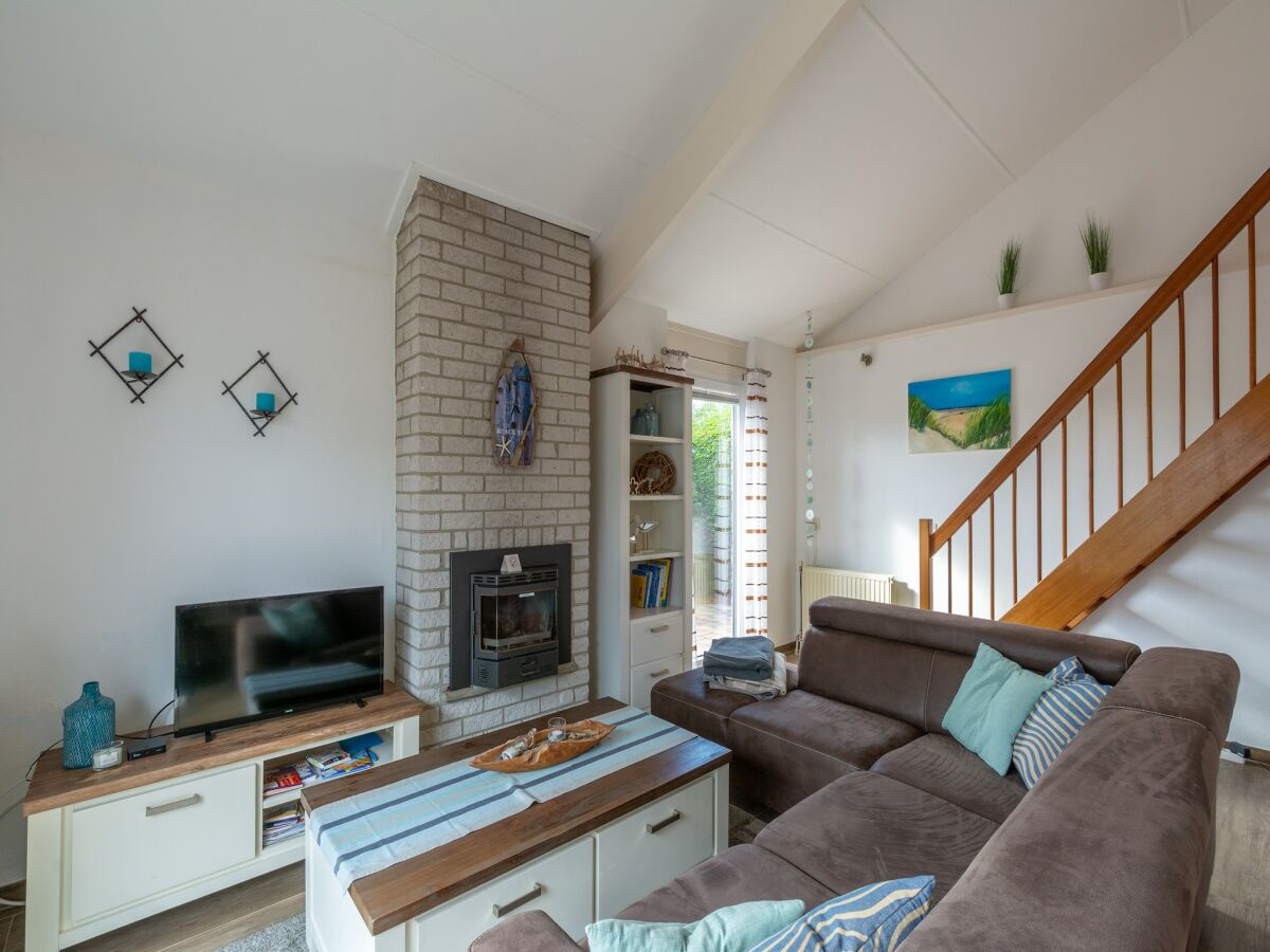 Holiday house Lovely holiday home in Julianadorp - Features photo 4