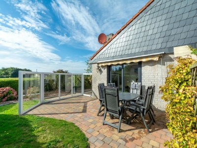 Holiday house Lovely holiday home in Julianadorp - Outdoor photo 2