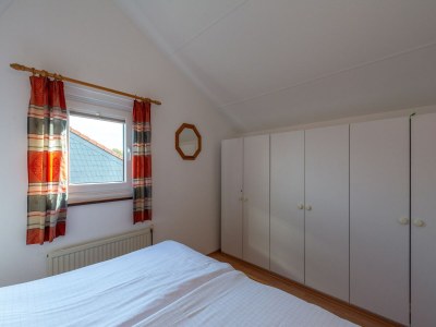 Holiday house Lovely holiday home in Julianadorp - Outdoor photo 17