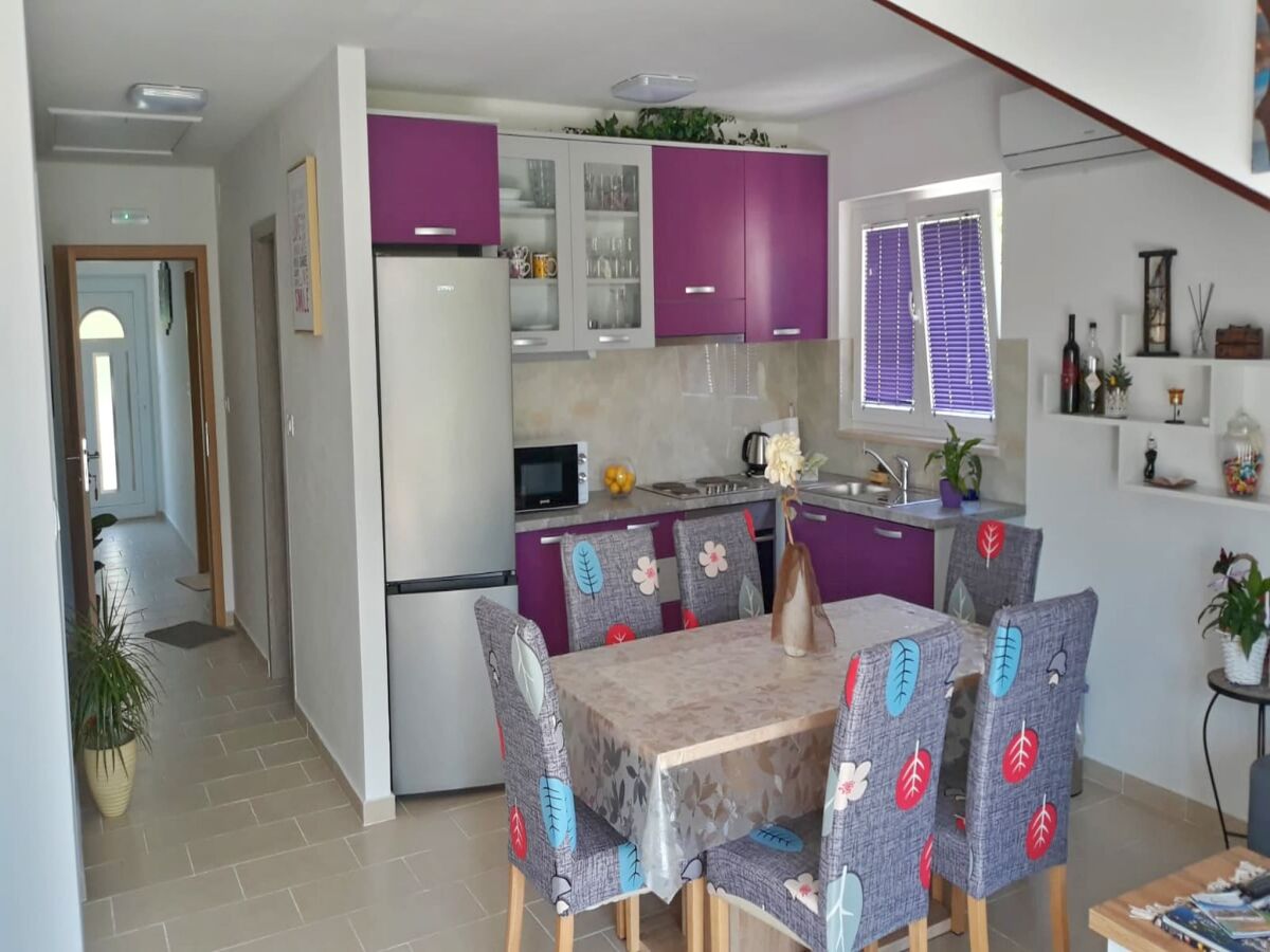 Apartment Apartments Clementina Sunrise-Two Bedroom Apartment with Terrace and Sea View (BIG) - Features photo 4