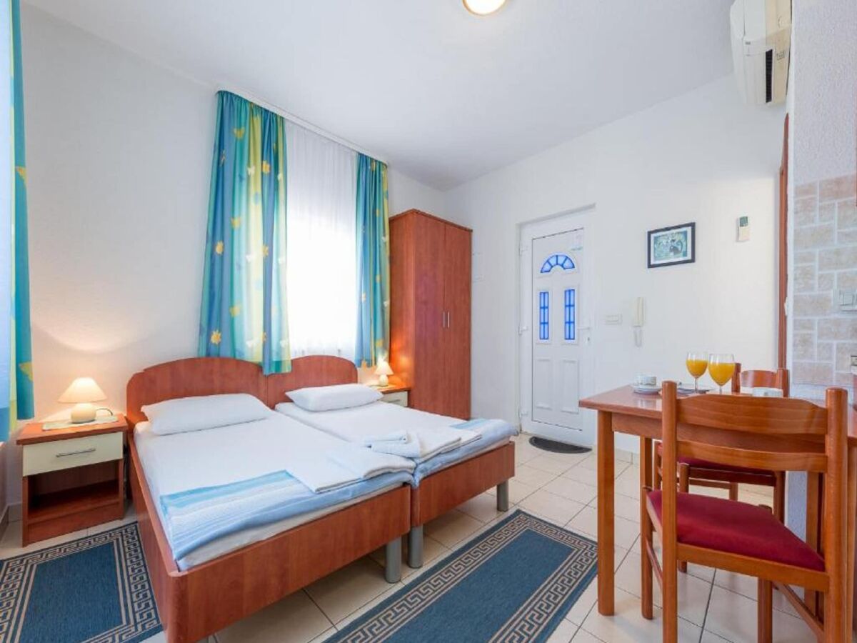 Apartment Villa Borna Apartments - Superior Studio Apartment with Terrace and Sea View (2 Adults) - br. 9 - Features photo 3