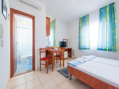 Apartment Villa Borna Apartments - Superior Studio Apartment with Terrace and Sea View (2 Adults) - br. 9 - Outdoor photo 7