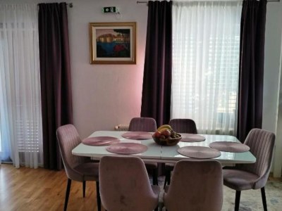 Apartment Peaceful Apartments With Style - Classsic Two Bedroom Apartment - Outdoor photo 7