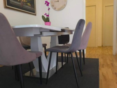 Apartment Peaceful Apartments With Style - Classsic Two Bedroom Apartment - Outdoor photo 16