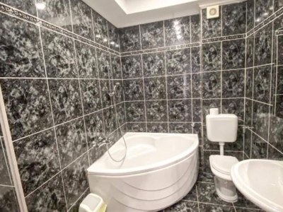 Apartment Peaceful Apartments With Style - Classsic Two Bedroom Apartment - Features photo 21