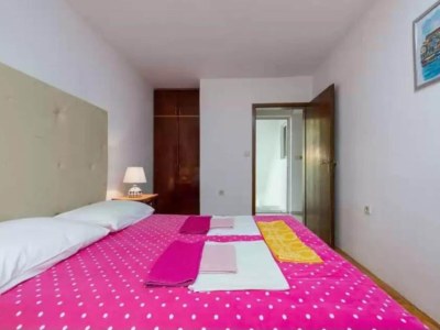 Apartment Apartmani Lucija - Three Bedroom Apartment - Features photo 6