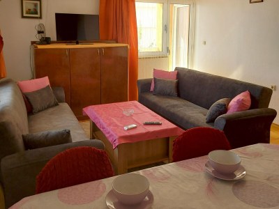 Apartment Apartmani Lucija - Three Bedroom Apartment - Features photo 19