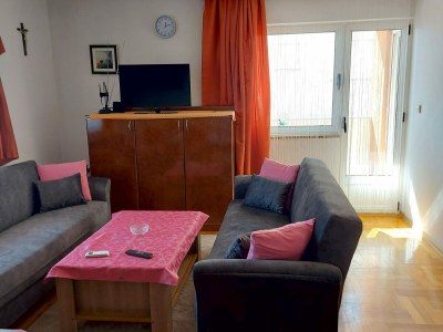Apartment Apartmani Lucija - Three Bedroom Apartment - Features photo 23