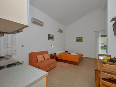 Apartment Apartments Villa Juric- Studio - Features photo 9