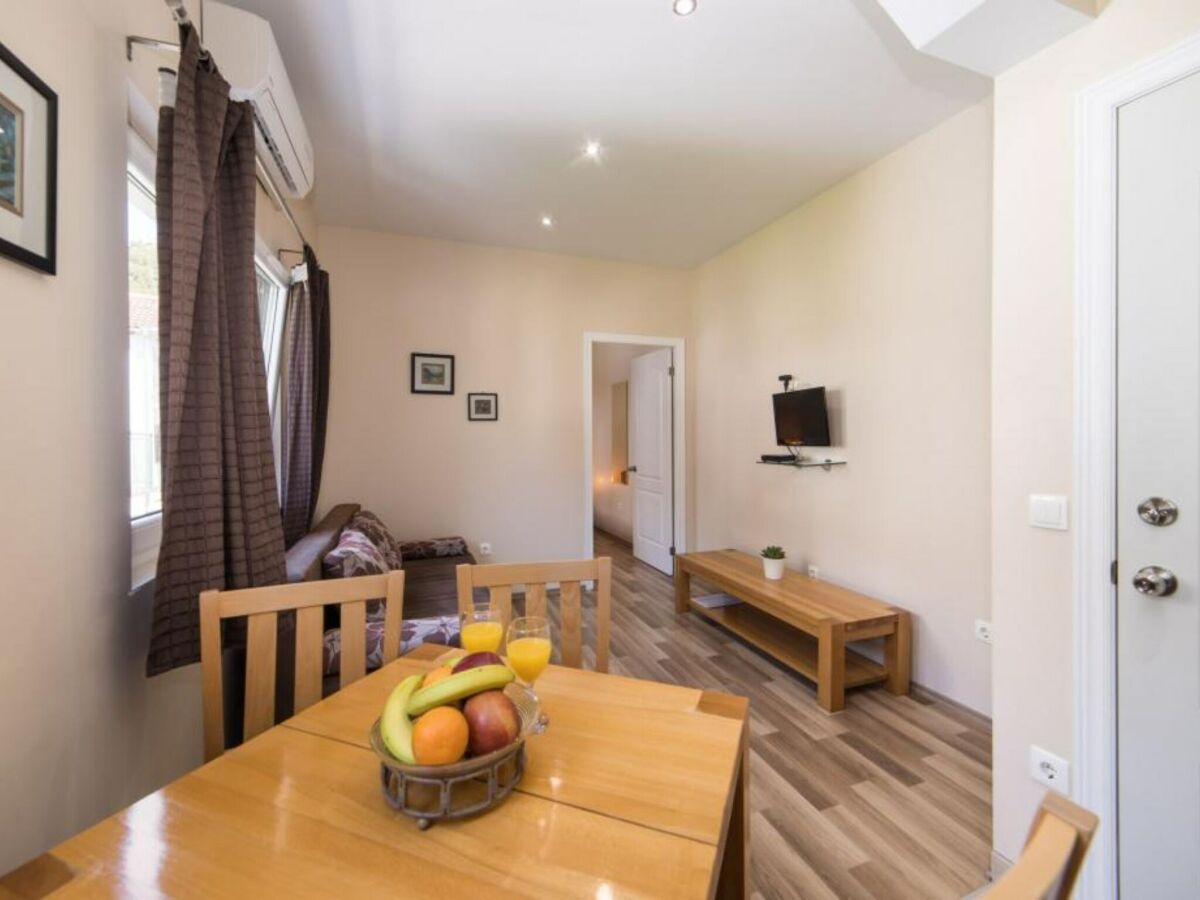 Apartment Apartments Nmn - One Bedroom apartment 1 - Features photo 2