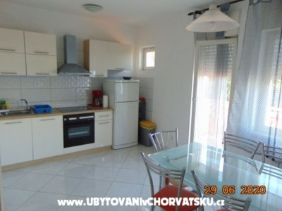 Apartment Three-Bedroom Apartment - Outdoor photo 3