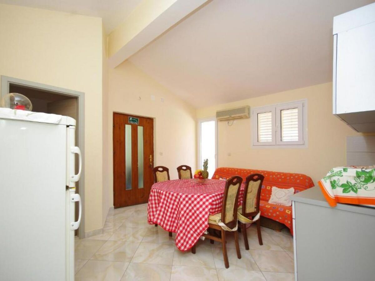 Apartment Apartments Ribarević - Three Bedroom Apartment With Terrace and Sea View