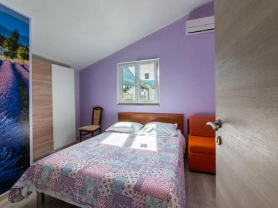 Apartment Apartments Ribarević - Three Bedroom Apartment With Terrace and Sea View - Features photo 11