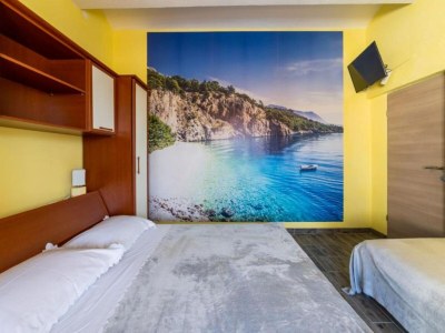 Apartment Apartments Ribarević - Three Bedroom Apartment With Terrace and Sea View - Features photo 17