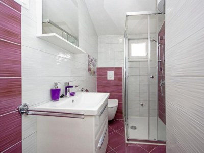 Apartment Apartments Ribarević - Three Bedroom Apartment With Terrace and Sea View - Features photo 21