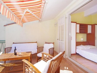 Apartment Apartments Ribarević - Three Bedroom Apartment With Terrace and Sea View - Outdoor photo 37