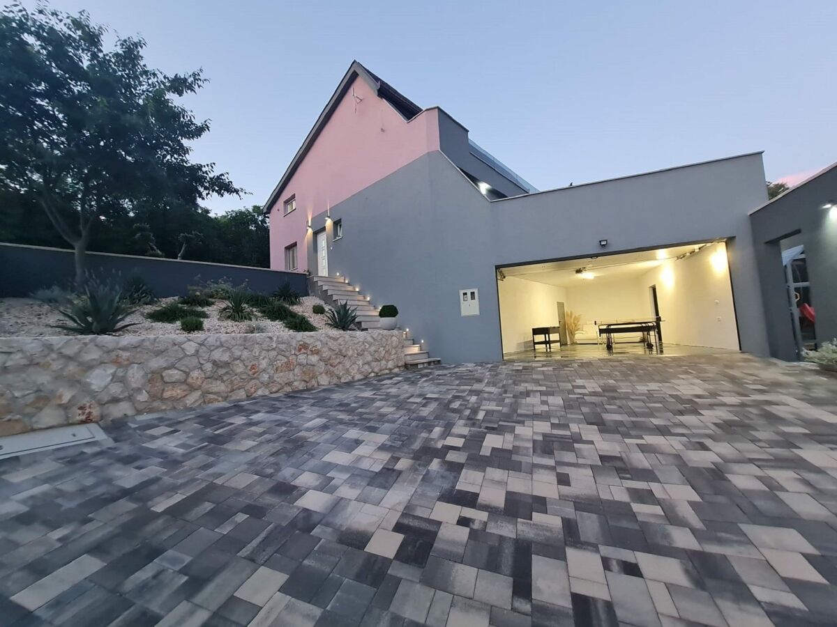 Villa Villa I&N - Four Bedroom Villa