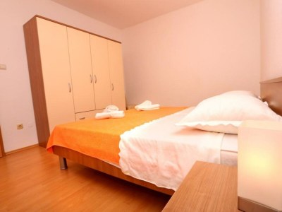 Apartment One-Bedroom Apartment With Terrace (A2) - Features photo 8