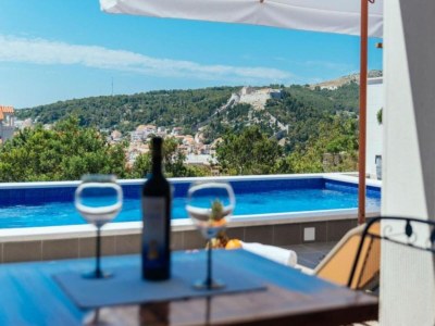 Apartment Apartments Trogrlić - One-Bedroom Apartment with Balcony - Outdoor photo 3