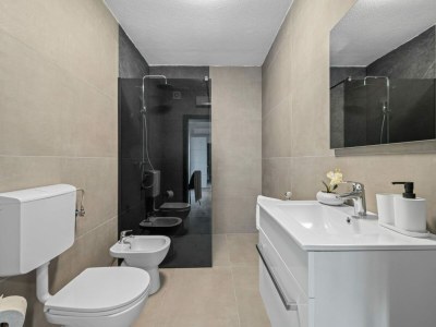 Villa Three Bedroom Villa with Swimming Pool - Features photo 13