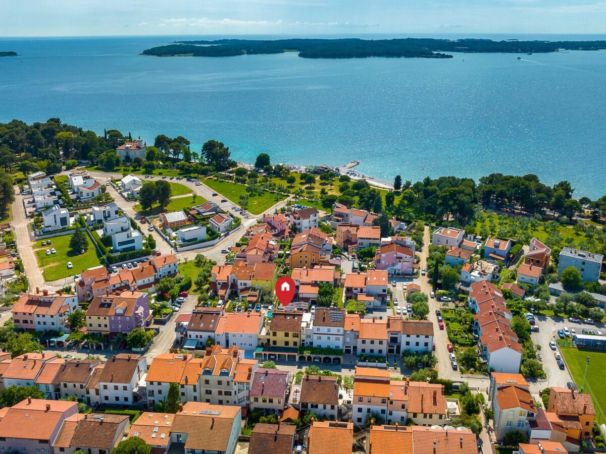 Apartment Apartment in Fažana near the Beach - Outdoor photo 2
