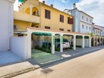 Apartment Seaside Apartment in Fazana - Two bedrooms - Outdoor photo 9