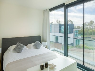 Holiday park Water Villa in Zeeland by Lake Veere - Features photo 18